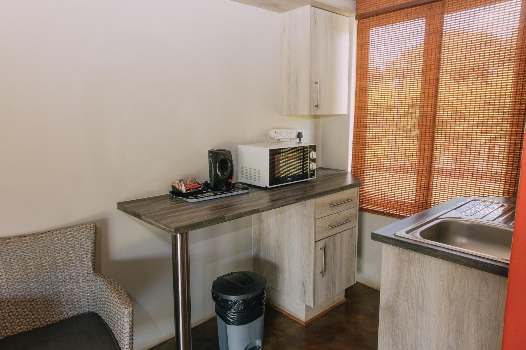 Kruger View Chalets *