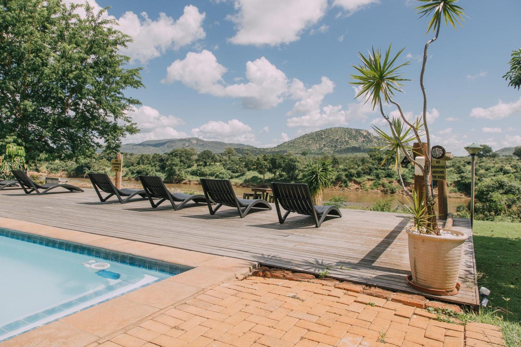 Kruger View Chalets *